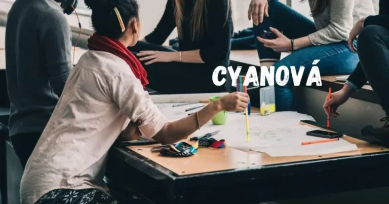 Cyanová